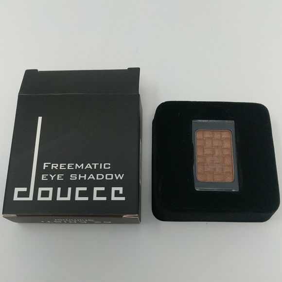 [Doucce] Shimmer Eyeshadow Mono Magnetic 62 Kristi - Picture 2 of 4